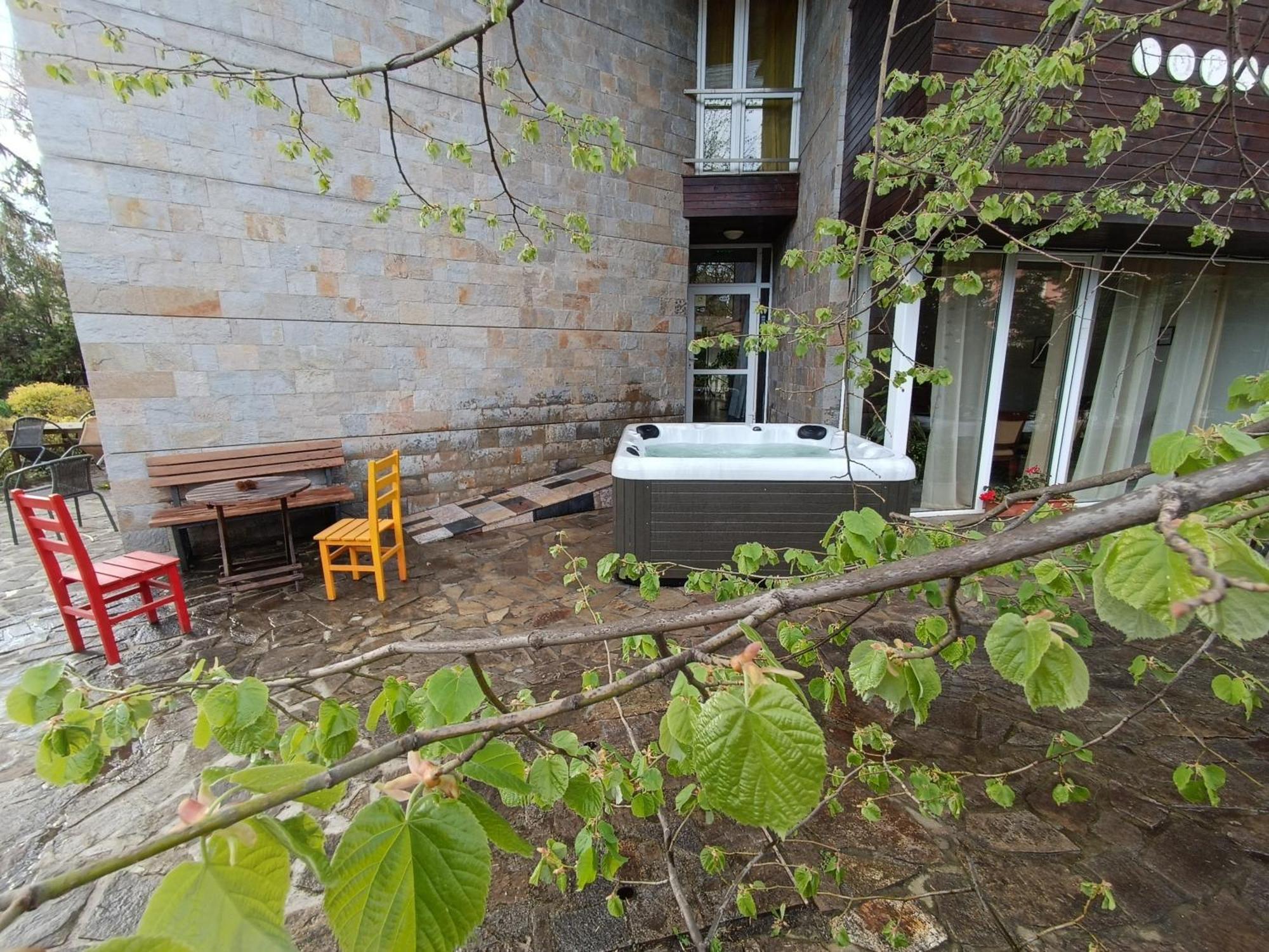 Villa "Forest Way" Pirdop 외부 사진